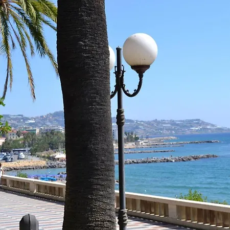 Apartman Mafalda 12 *